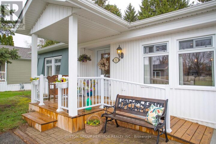 Property Photo:  5 Willow Landing  ON L9S 1M7 