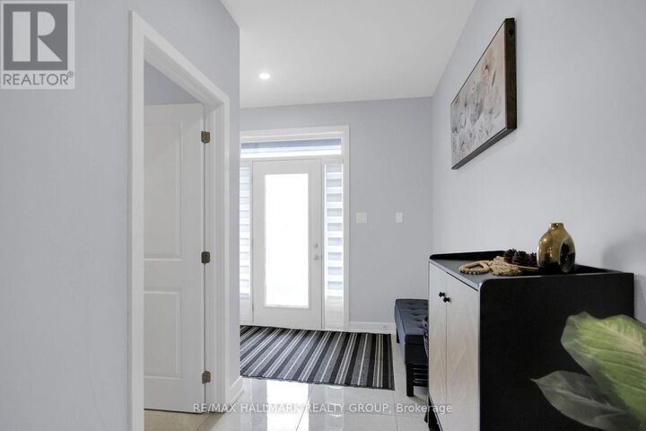 Property Photo:  568 Bobolink Ridge  ON K2S 2P4 