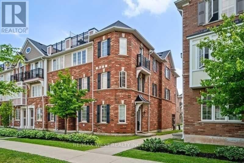 Property Photo:  2614 Dashwood Drive 5  ON L6M 0K5 