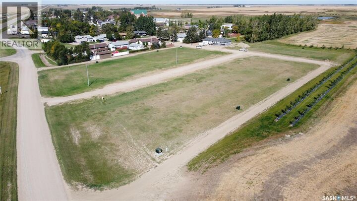 Property Photo:  204 Kress Avenue  SK S0G 3S0 