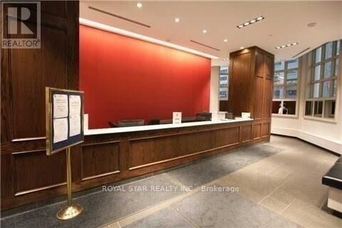 Property Photo:  426 University Avenue 1507  ON M5G 1S9 