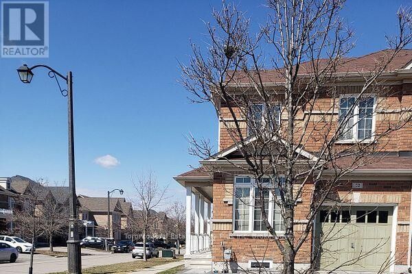 Property Photo:  32 Turnhouse Crescent  ON L6B 0S5 