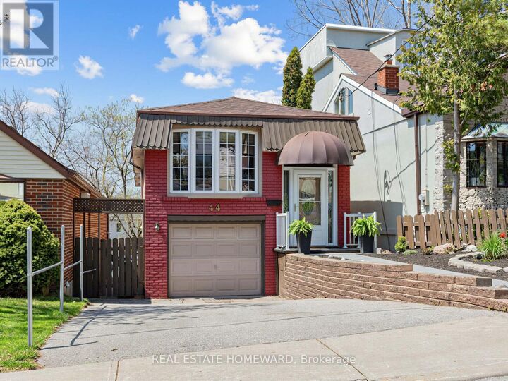 Property Photo:  44 Westbourne Avenue  ON M1L 2Y4 