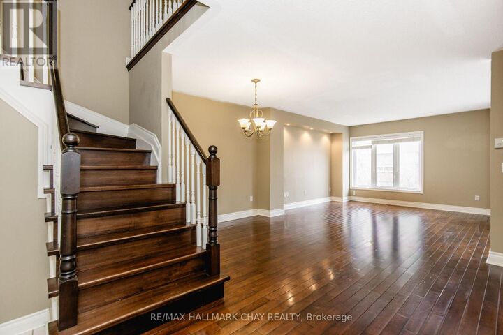 Property Photo:  145 Millcliff Circle  ON L4G 7N8 
