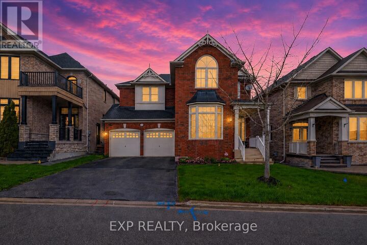 Property Photo:  323 Cheryl Mews Boulevard  ON L3X 3J6 