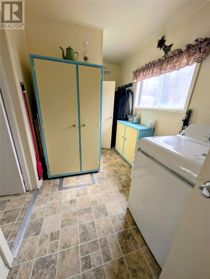 Property Photo:  3 Smith'S Lane  NL A0G 1Y0 