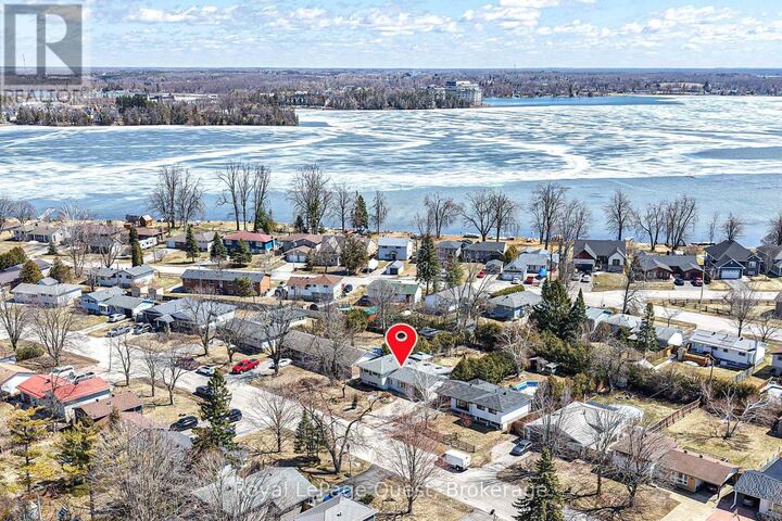 Property Photo:  333 Collins Drive  ON L3V 1E5 