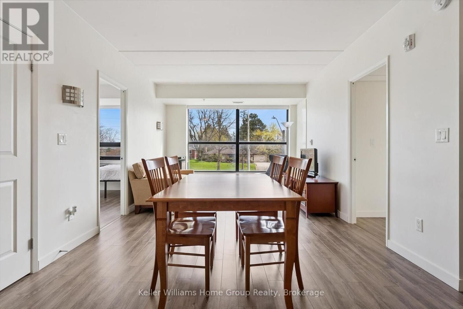 Property Photo:  1219 Gordon Street 406  ON N1L 0E6 