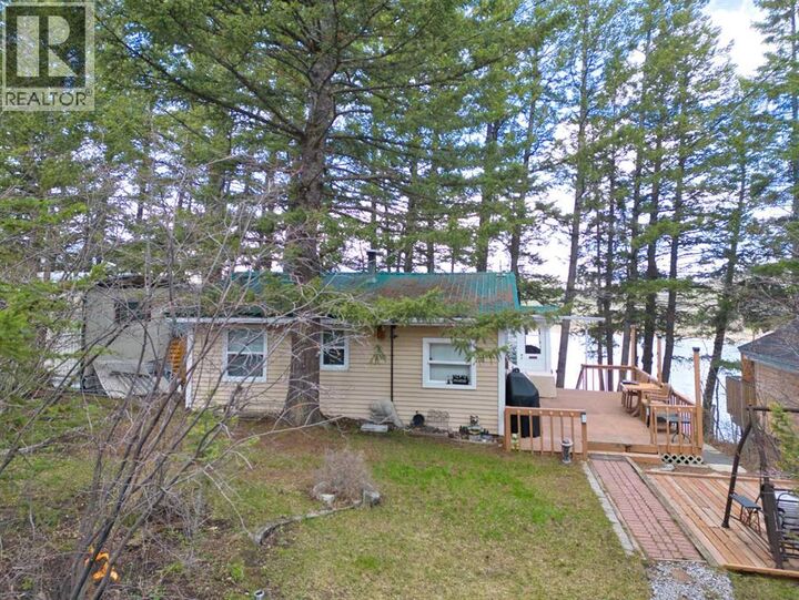 Photo de la propriété:  12 Lee Lake Road  AB T0K 1W0 