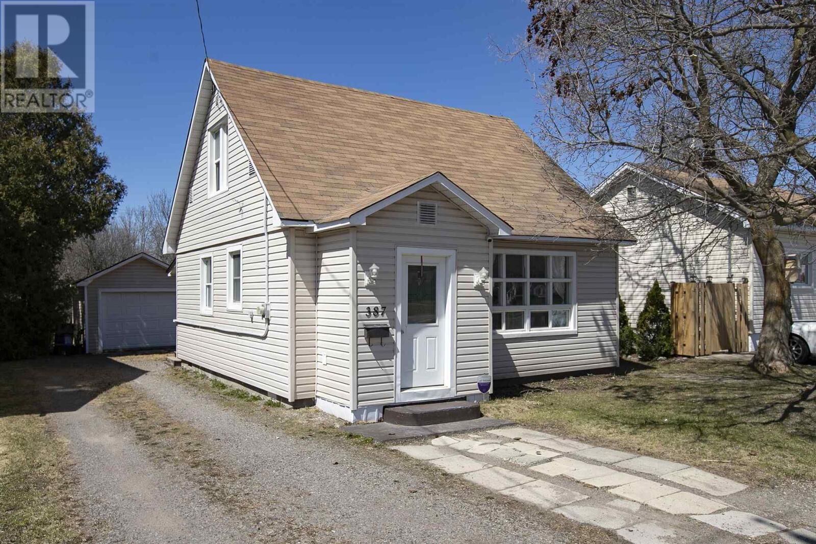 Photo de la propriété:  387 Pim St  ON P6B 2T9 
