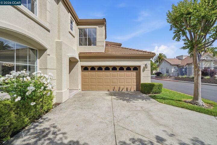 Property Photo:  908 Vista Pointe Dr  CA 94582 