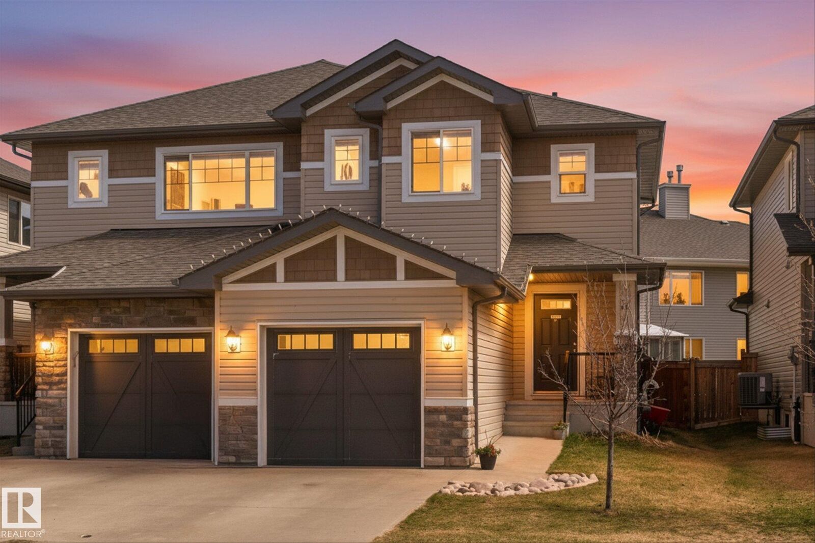Property Photo:  18 Halladay Boulevard  AB T7X 0P5 