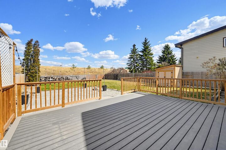 Property Photo:  3215 104 Street NW  AB T6J 3N5 