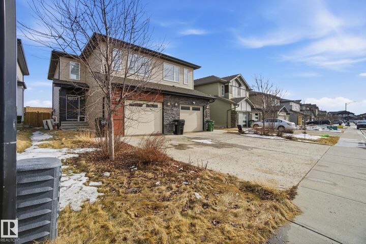 Property Photo:  2602 Casey Way SW  AB T6W 3N2 
