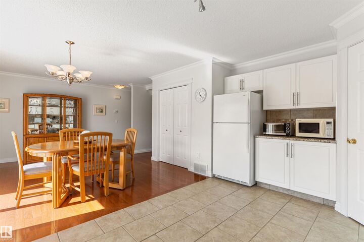 Property Photo:  11 Hunchak Way 26  AB T8N 6P2 