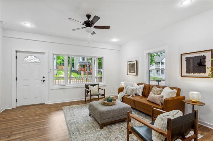 Property Photo:  698 Garibaldi Street SW  GA 30310 