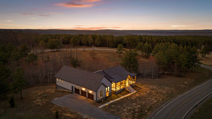 Property Photo:  2323 River Bluffs Drive  TN 37347 