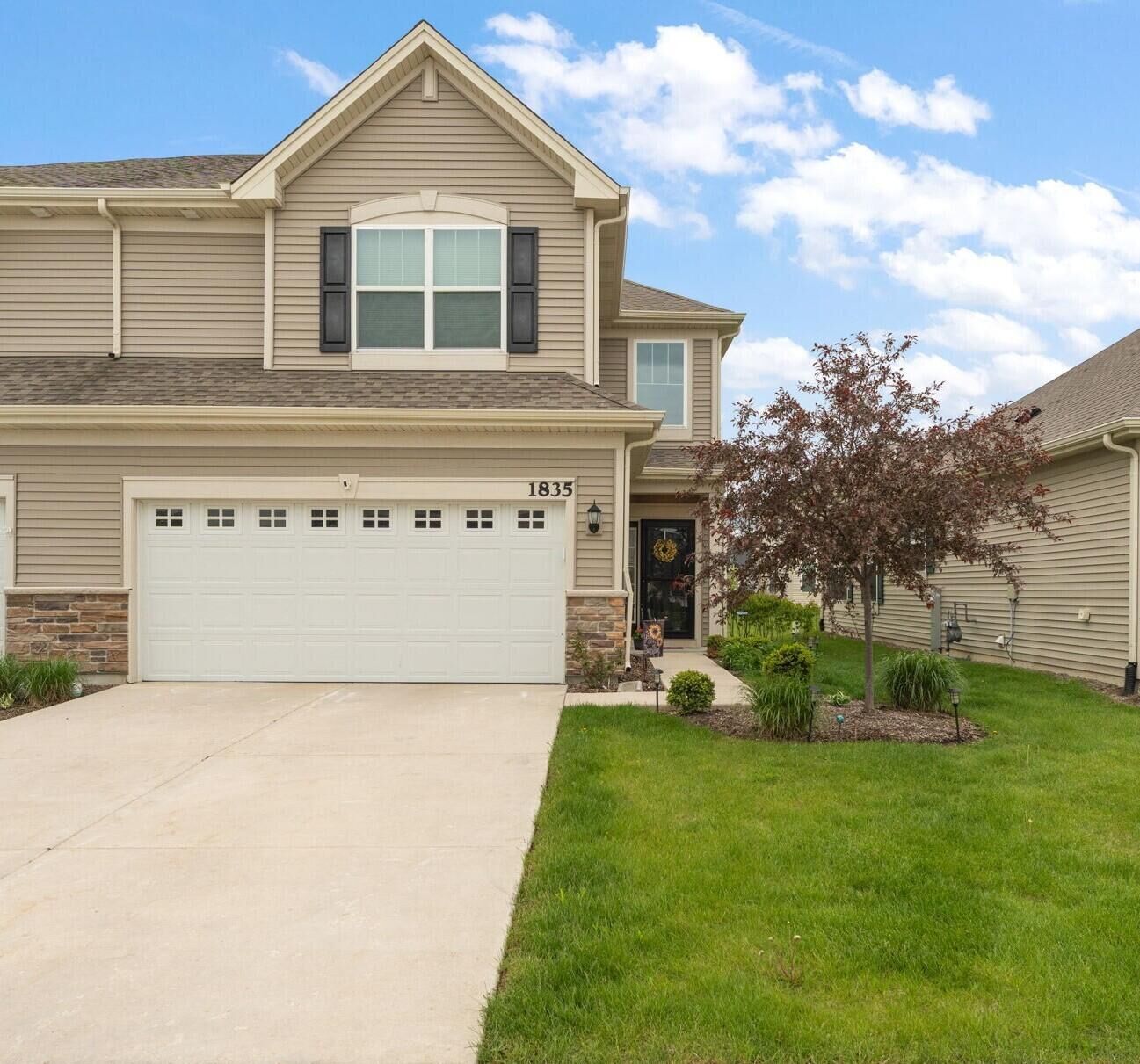 Property Photo:  1835 E 110th Place  IN 46307 