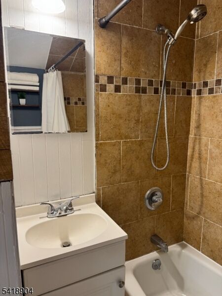 Property Photo:  32 Laurel Drive  NJ 07438 