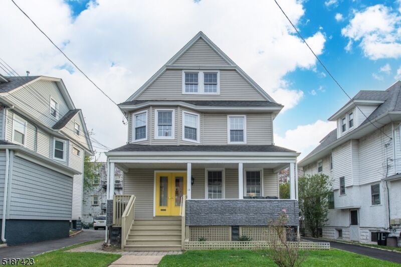Property Photo:  14 Grove Ter 2  NJ 07042 
