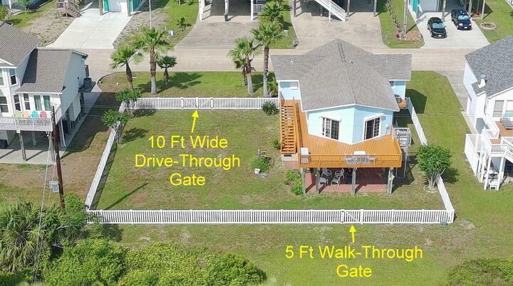 Property Photo:  4123 Isla Del Sol  TX 77554 