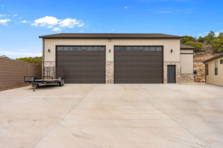 Property Photo:  1857 S Oak Springs Rd  UT 84720 