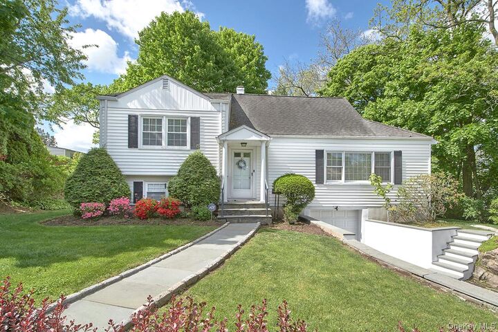 Property Photo:  1 Kirby Place  NY 10604 