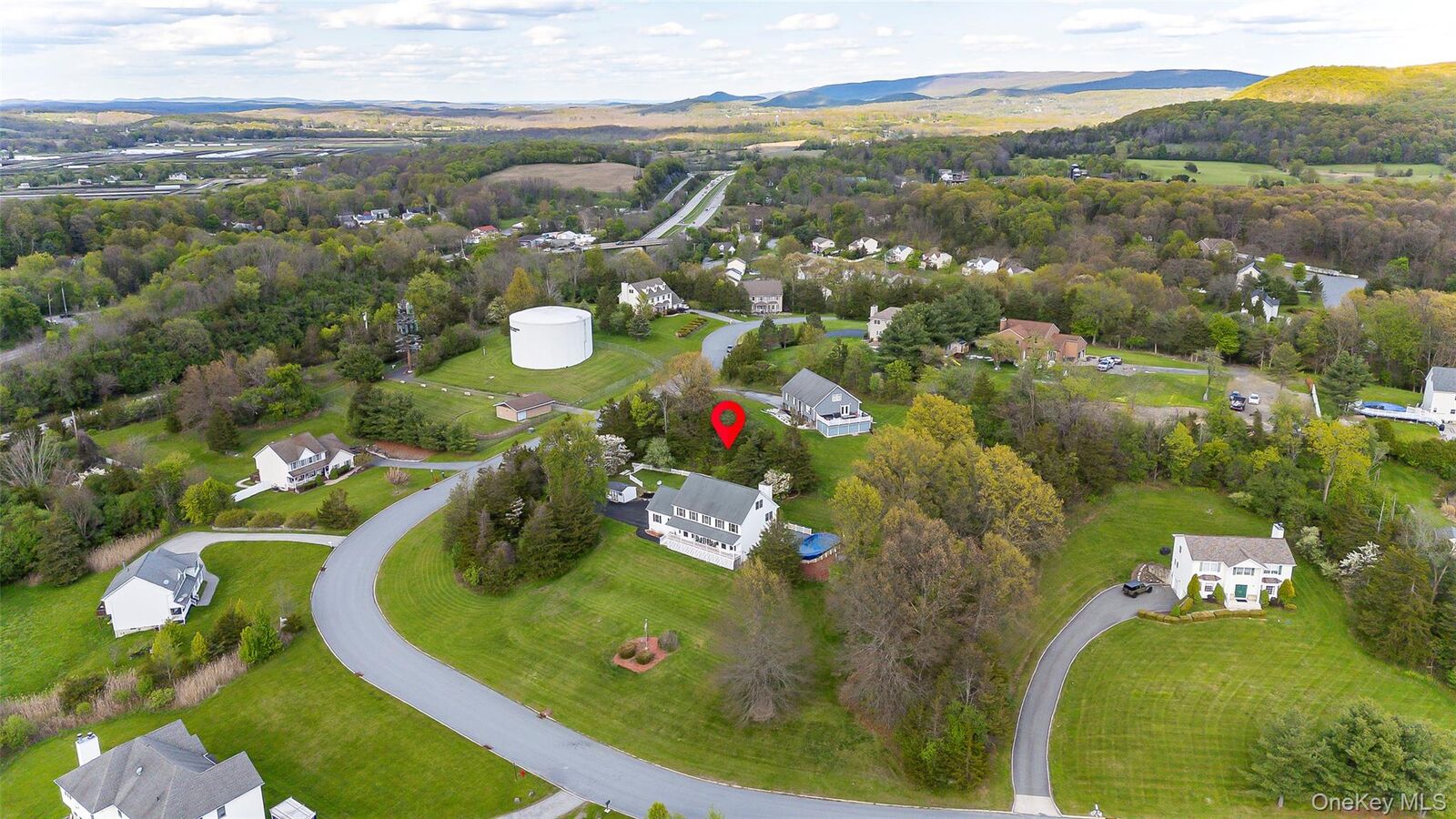 Property Photo:  58 Nancy Lane  NY 10918 