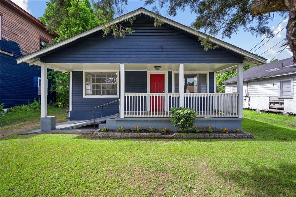 Property Photo:  653 N Carolina Street  AL 36603 