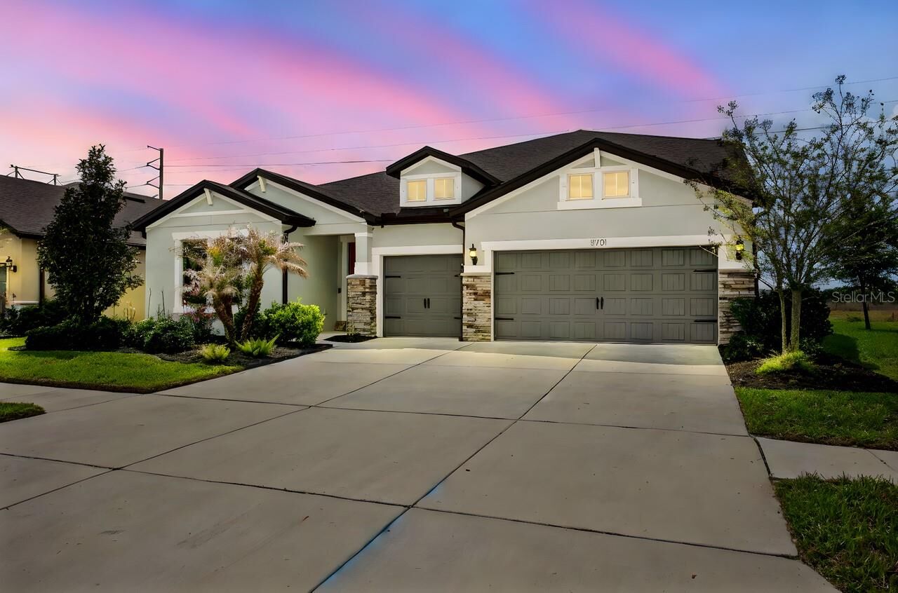 Property Photo:  11701 Brighton Knoll Loop  FL 33579 