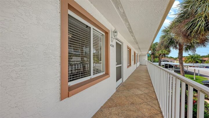 Property Photo:  4338 Madeira Court 3346  FL 34233 