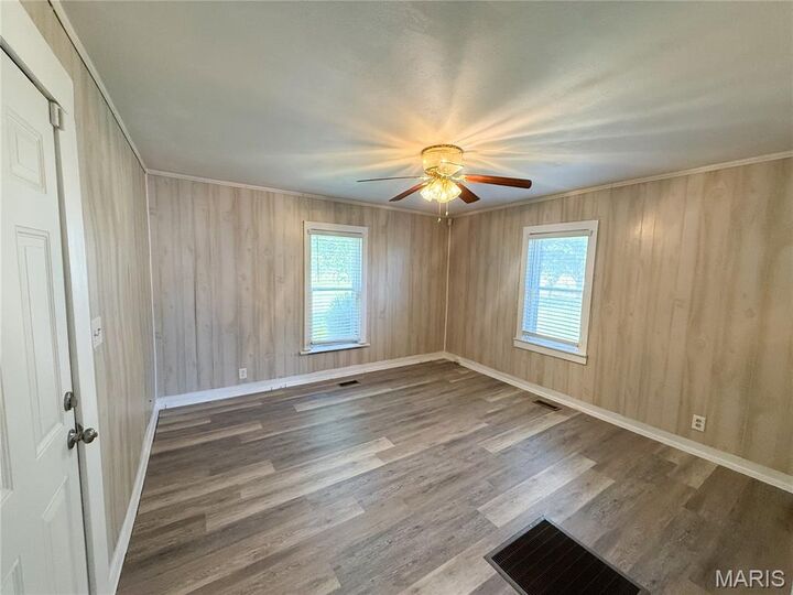 Property Photo: 120 Broadway Street MO 63801