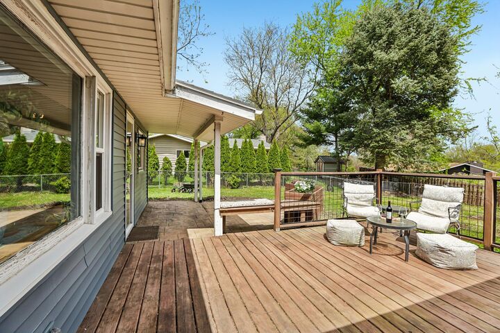 Property Photo:  409 S Jefferson St  WI 53593 
