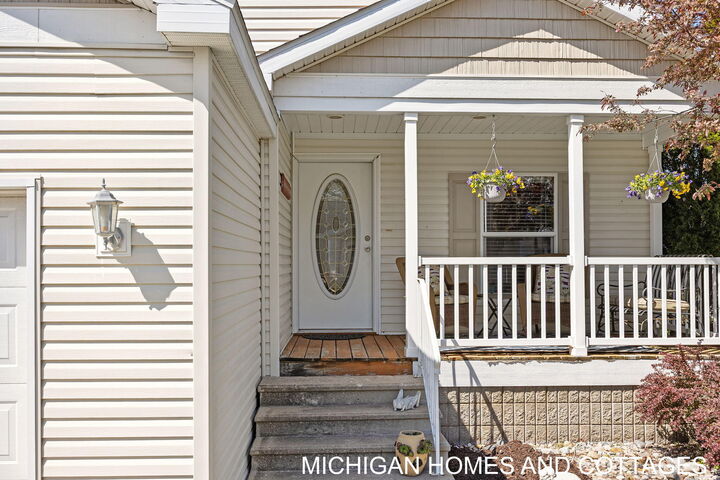 Property Photo:  5245 W Scenic Turn Lane  MI 49423 
