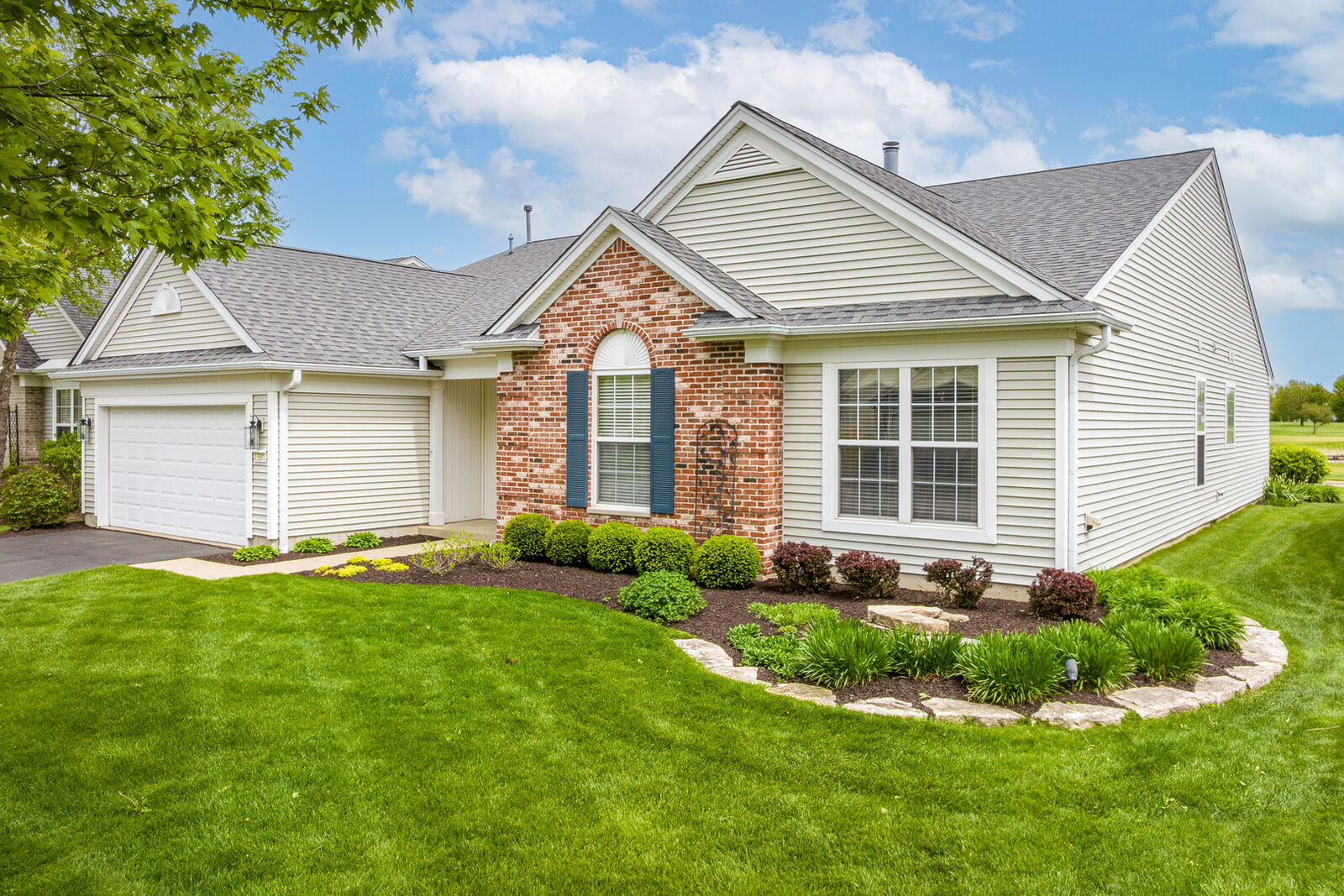 Property Photo:  13148 Farm Hill Drive  IL 60142 
