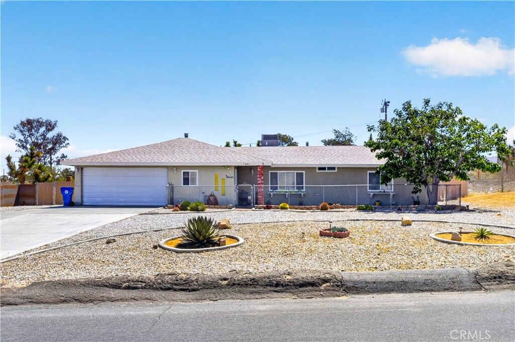 Property Photo: 7053 Balsa CA 92284