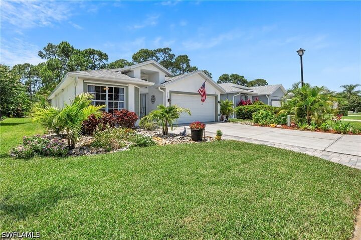 Property Photo:  713 Crossfield Circle  FL 34104 