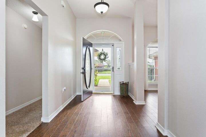 Property Photo:  2298 Heritage Circle  FL 32566 