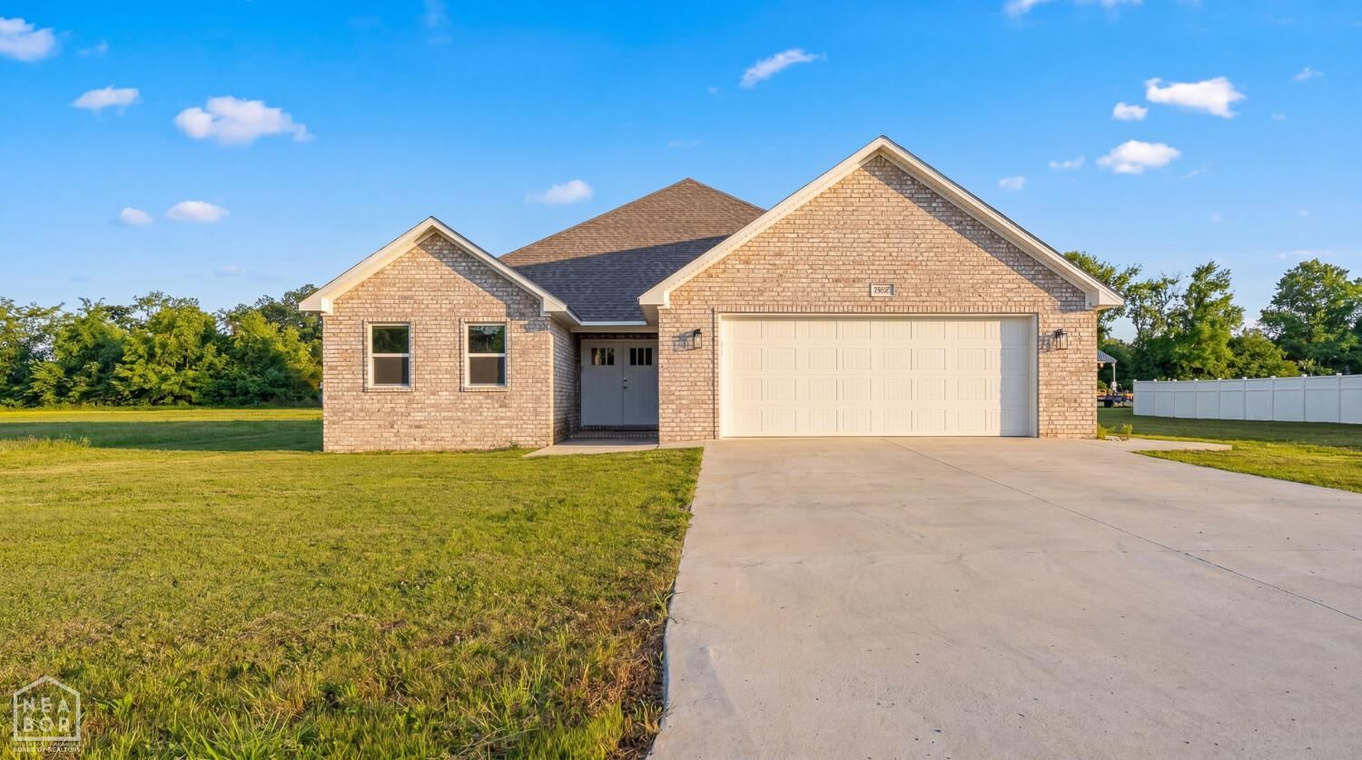 Property Photo:  403 Elizabeth Lane  AR 72401 