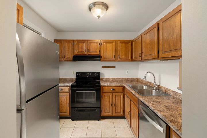 Property Photo:  249 Twin Oaks Terrace  VT 05403 
