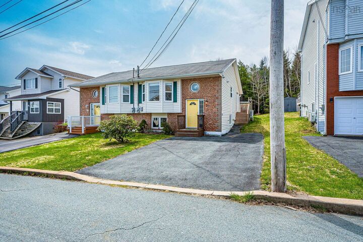 Property Photo:  37 Cassandra Drive  NS B2W 6H4 