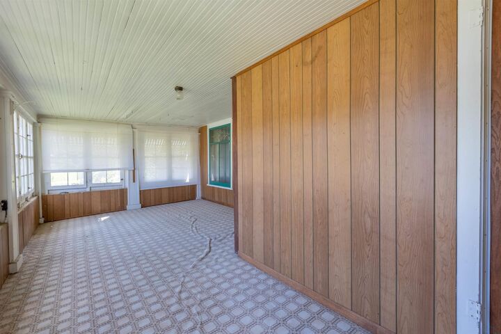 Property Photo:  407 Walnut Street  IA 51052 