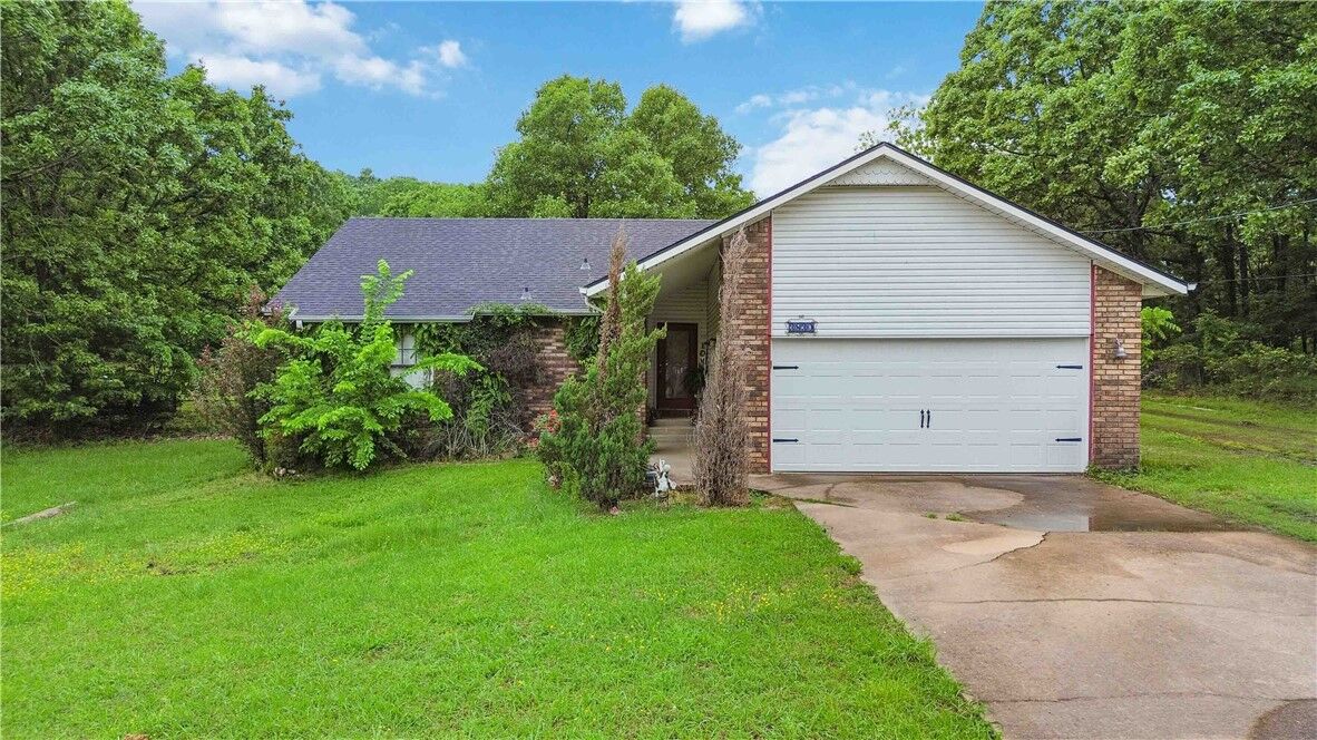 Property Photo:  3830 Primrose Lane  AR 72764 