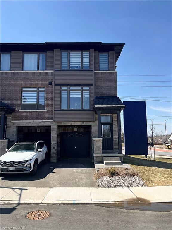 Property Photo: 120 Court Drive 7 ON N3L 0N2