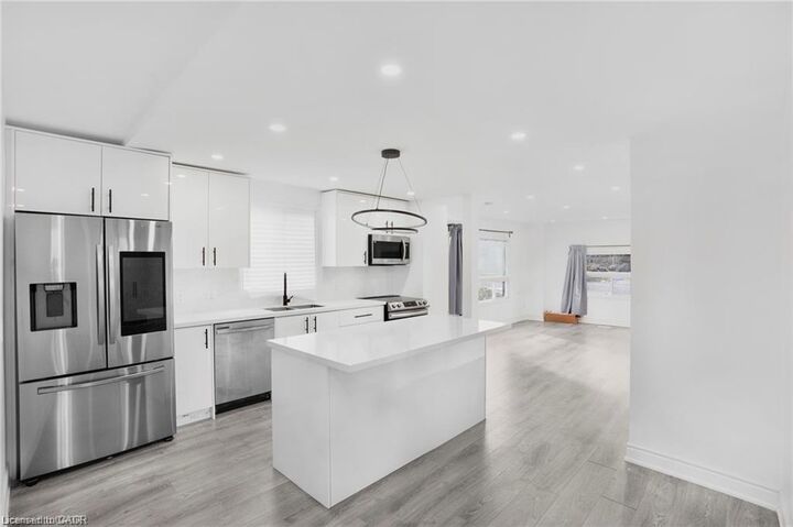 68 York Road — photo 1