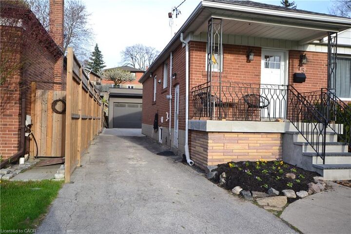 Property Photo:  75 Cynthia Road  ON M6N 2P8 