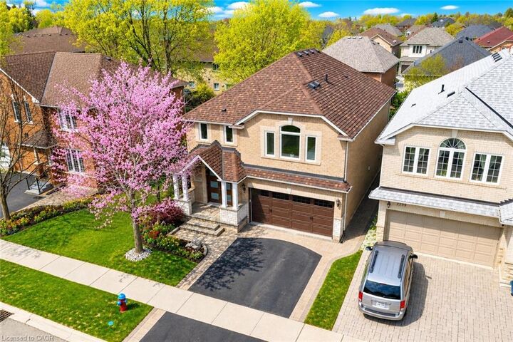 Property Photo:  2261 Grouse Lane  ON L6M 3Z8 