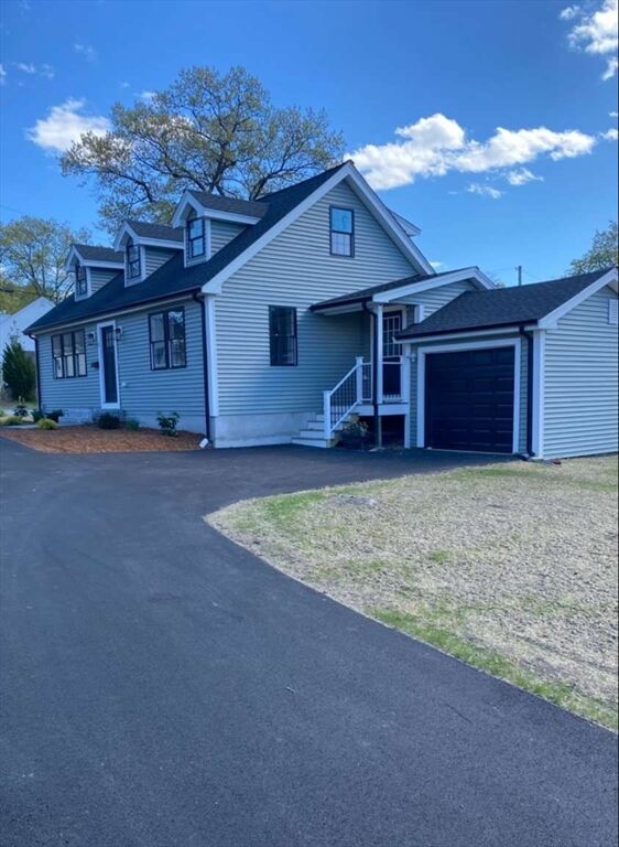 Property Photo:  5 Frank Street  MA 01863 