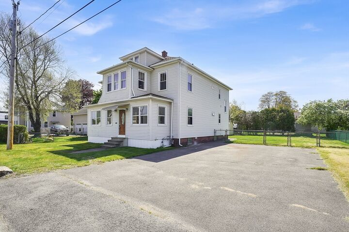 Property Photo:  157 Sunnymeade Ave  MA 01020 