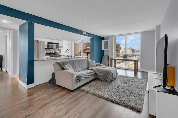 Property Photo:  1110 11 Street SW 504  AB T2R 1S5 